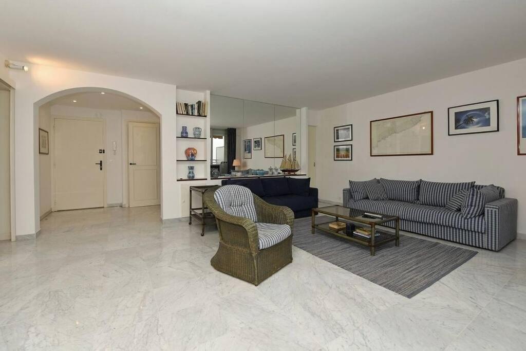 Grand Bleu, Appartamento Vista Mare E Monaco Roquebrune-Cap-Martin Bagian luar foto